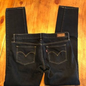 Levi’s Slight Curve Skinny Jeans 28
